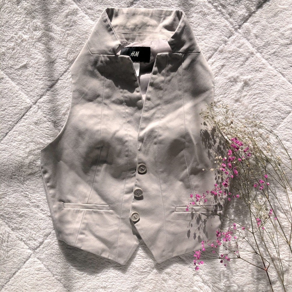Cropped Vest